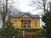 Ostseebad Heringsdorf auf Usedom: Bdervilla an der Seebrcke.