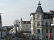 Ostseebad Bansin auf Usedom: Strandpromenade in der Nhe der Seebrcke.