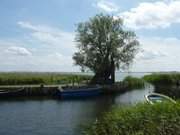 Idyllischer Ort in der Inselmitte: Der Achterwasserhafen von Zempin.