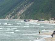 Ostseestrand und Fischerboote: Die westpolnische Insel Wollin.