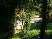 An der Stadtmauer von Friedland: Wiekhaus hinter Bumen.