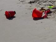 Perfekter Urlaub fr Kinder: Buddeleimer am Ostseestrand.