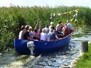 Erntefest im Seebad Loddin: Mit dem Fischerboot aufs Achterwasser.