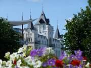 Ostseebad Zinnowitz auf Usedom: Hotel an der Strandpromenade.