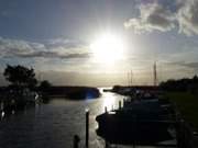 Wassersport: Segelboote im Hafen von Loddin.