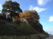 Ostseebad Koserow auf Usedom: Strandpromenade in der Herbstsonne.