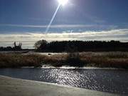 An der Westmole des Swinemnder Hafens endet der Ostseestrand von Usedom.