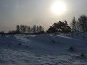 Nach dem Schneesturm ber Usedom: Schneewehen auf dem Peenemnder Flugplatz.