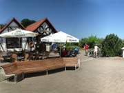 berschaubar: Panorama-Foto der Strandpromenade Klpinsee.