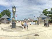 Jugendstiluhr und Seebrcke: Historisches Ostseebad Ahlbeck.