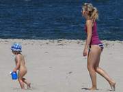 Paradies fr Kinder: Spielen auf dem Sandstrand von Zinnowitz.