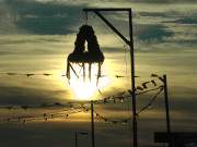 Erntekrone auf dem Loddiner Festplatz: Sonnenuntergang ber dem Achterwasser.