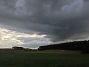 Regenwolken ber der Insel Usedom: Loddiner Hft.