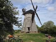 Mit dem Fahrrad ins Hinterland: Rder auf dem Benzer Mhlenberg.