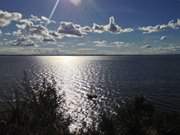 Segelboot auf dem Achterwasser: Blick vom Loddiner Hftberg.