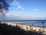 Novemberstimmung: Die Seebrcke und der Sandstrand von Koserow.