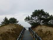 Herbststimmung an der Ostseekste Usedoms: Strandzugang in Bansin.