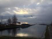 Usedomer Inselmitte unter dunklen Wolken: Achterwasserhafen ckeritz.