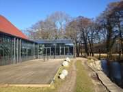 Inklusive Brauerei: Terrasse und Wintergarten am Burggraben.