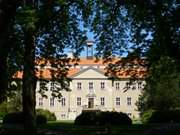 Wunderschner Schlosspark: Portal des Schlosses Griebenow.