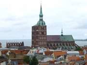 Hansestadt Stralsund: Kirche Sankt Nikolai und Alter Markt.