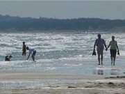 Dunkle Wolken ber dem Norden Usedoms: Strand von Karlshagen.