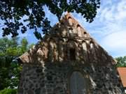 Frhgotik: Giebel der Dorfkirche von Mellenthin.