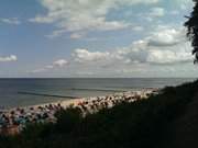 Die Schatten werden lnger: Strand des Ostseebades Koserow.