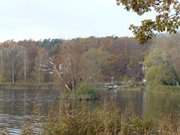 Herbstfarben auf Usedom: Blick ber den Klpinsee.