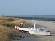 Fischerboote am Meer: Ostseebad Koserow auf Usedom.