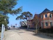 Weg zum Ostseestrand: Am Kurplatz von Trassenheide.