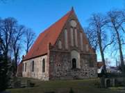 Garz in der Nhe das Stettiner Haffs: Die Dorfkirche.