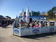 Imbiss am Meer: Strandpromenade des Ostseebades Zinnowitz.