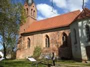 Dorfkirche im Hinterland: Krummin auf Usedom.