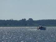 Vor dem Lieper Winkel: Mit dem Boot ber das Achterwasser.