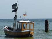 Fischerboot in der Ostsee: Am Strand von Ückeritz.