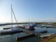 Die letzten Boote: Saisonende im Achterwasserhafen ckeritz.