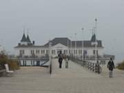 Seebrcke im Dunst: Ostseebad Ahlbeck auf Usedom.