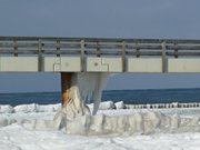 Seebrücke des Ostseebades Koserow: Winter auf Usedom.