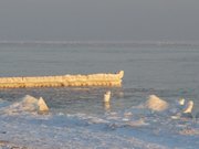 Vereiste Buhne: Winterurlaub auf Usedom.