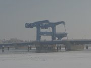 Inselbrcke: Durch Wolgast auf die Insel Usedom.