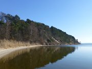 Halbinsel Loddiner Hft: Sandstrand am Achterwasser.