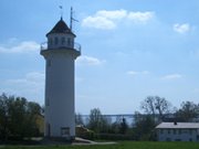 Ferienwohnung am Peenstrom: Alter Lotsenturm in Karnin.