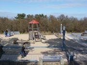 Spielplatz an der Strandpromenade: Ostseebad Trassenheide.