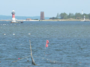 Seezeichen und Beobachtungsturm: Insel Ruden im Greifswalder Bodden.