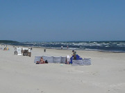 Blick zum Peenemnder Haken: Strand des Ostseebades Karlshagen.