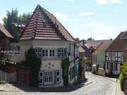 Pittoresk: Fachwerkhuser in der Altstadt von Plau am See.