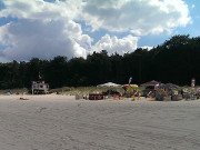 Sonnenflecken: Imbissstand auf dem ckeritzer Strand.