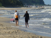 Strandwanderung: Auf dem mehr als 40 km langen Usedomer Strand.