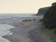 Fischerboote auf dem Ostseestrand: Hoff in Westpolen.